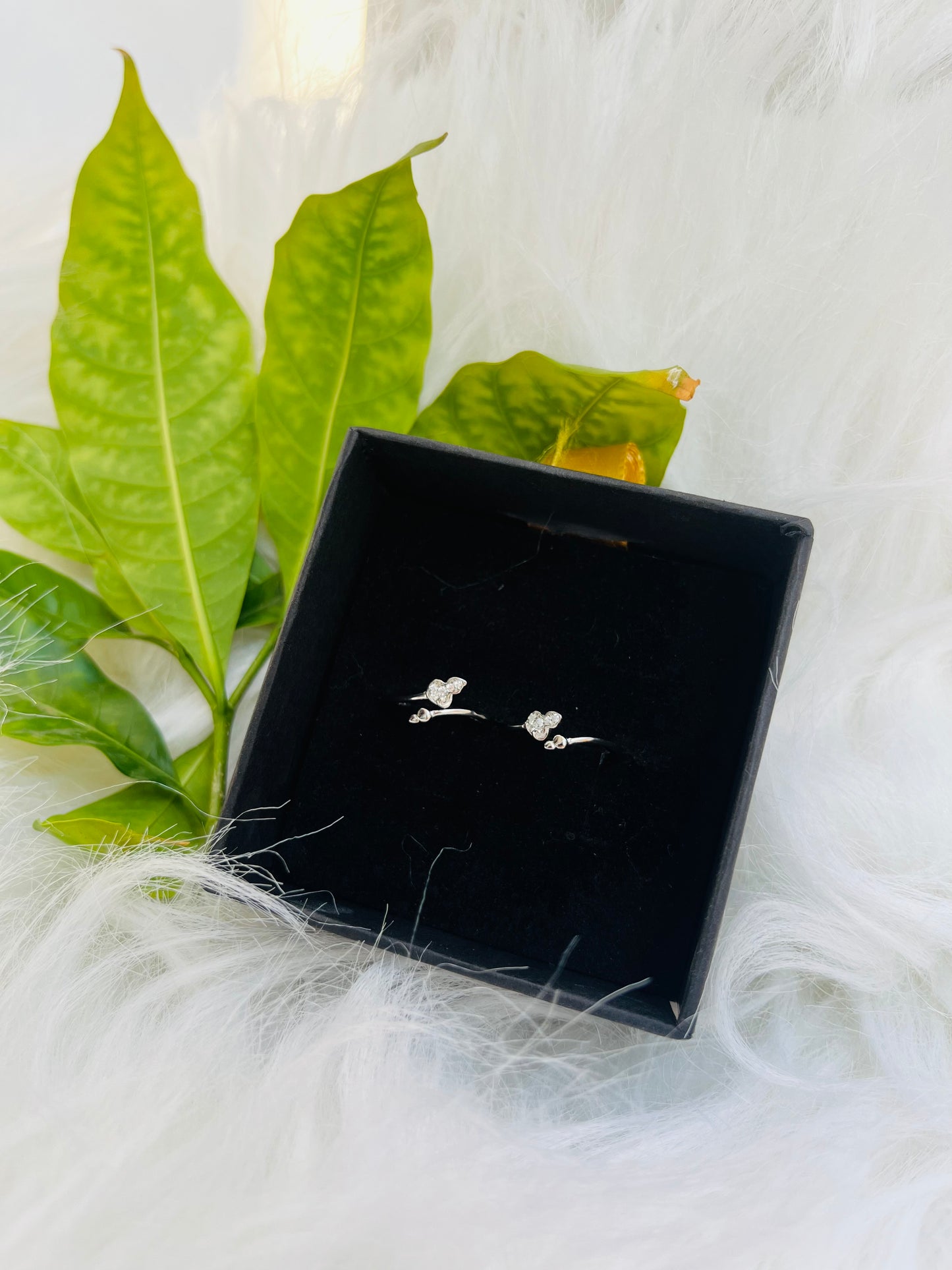 Sparkle Silver Toe Ring | 925 Silver Hallmarked Adjustable Bichhiya